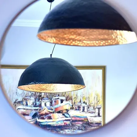 Mets Homm Extravagance Apartment Athens