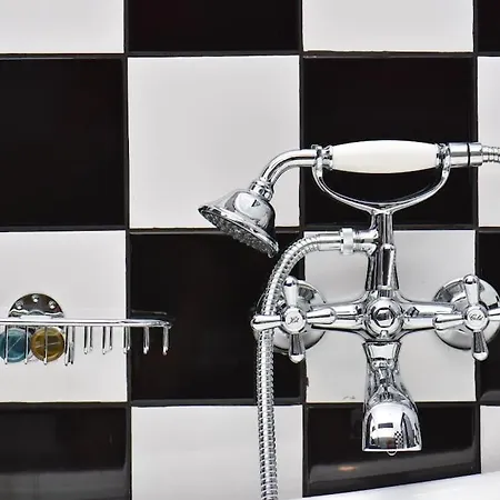 Apartment Mets Homm Extravagance *